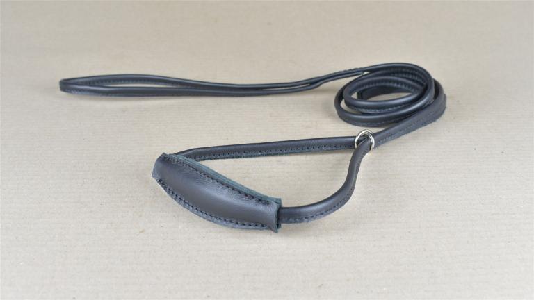 Showleine mit Kehlkopfschutz 